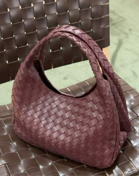 Picture of Bottega Veneta Handbags _SKUfw238074902fw